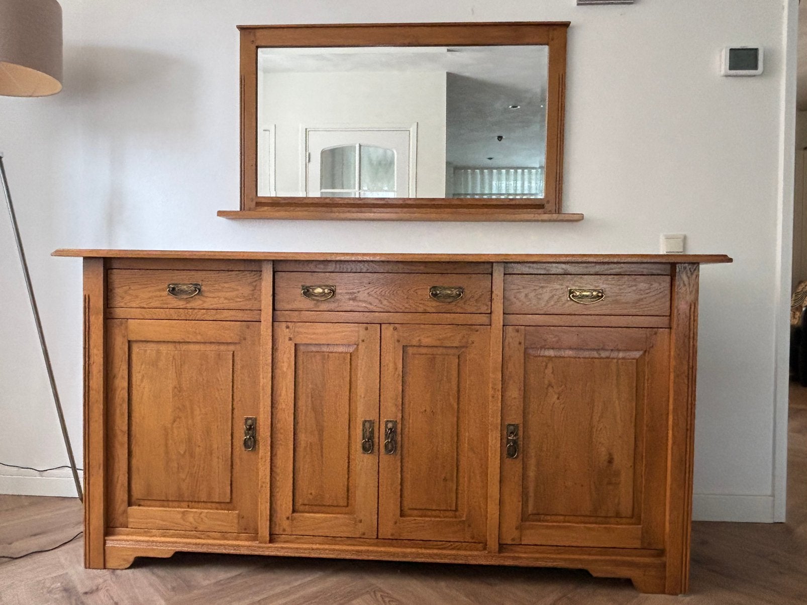 Dressoir model Breughel, Eiken, 4 deurs en 3 lades, Ophalen, Model Breughel, Met deur(en), 150 tot 200 cm