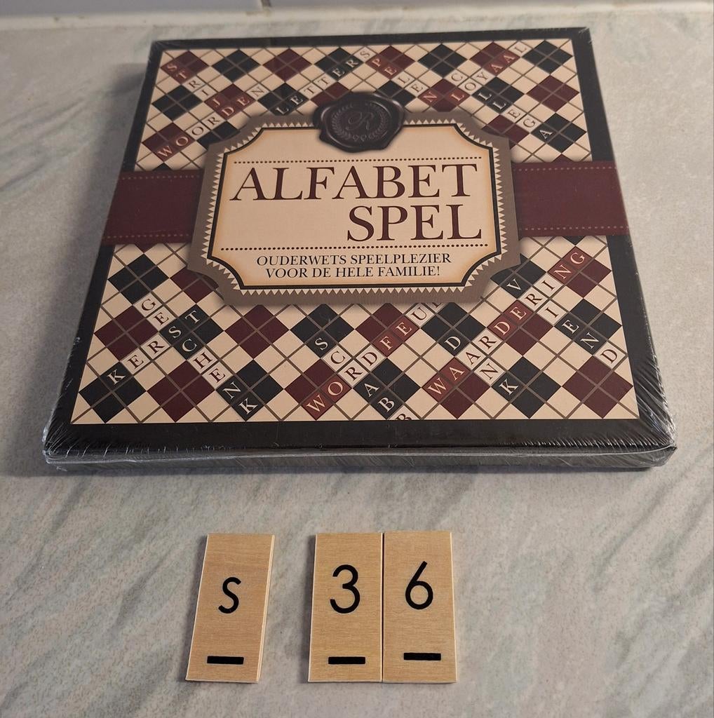 Alfabet spel, scrabble, Wordfreud, geseald, nieuw, Hobby en Vrije tijd, Gezelschapsspellen | Bordspellen, Ophalen of Verzenden