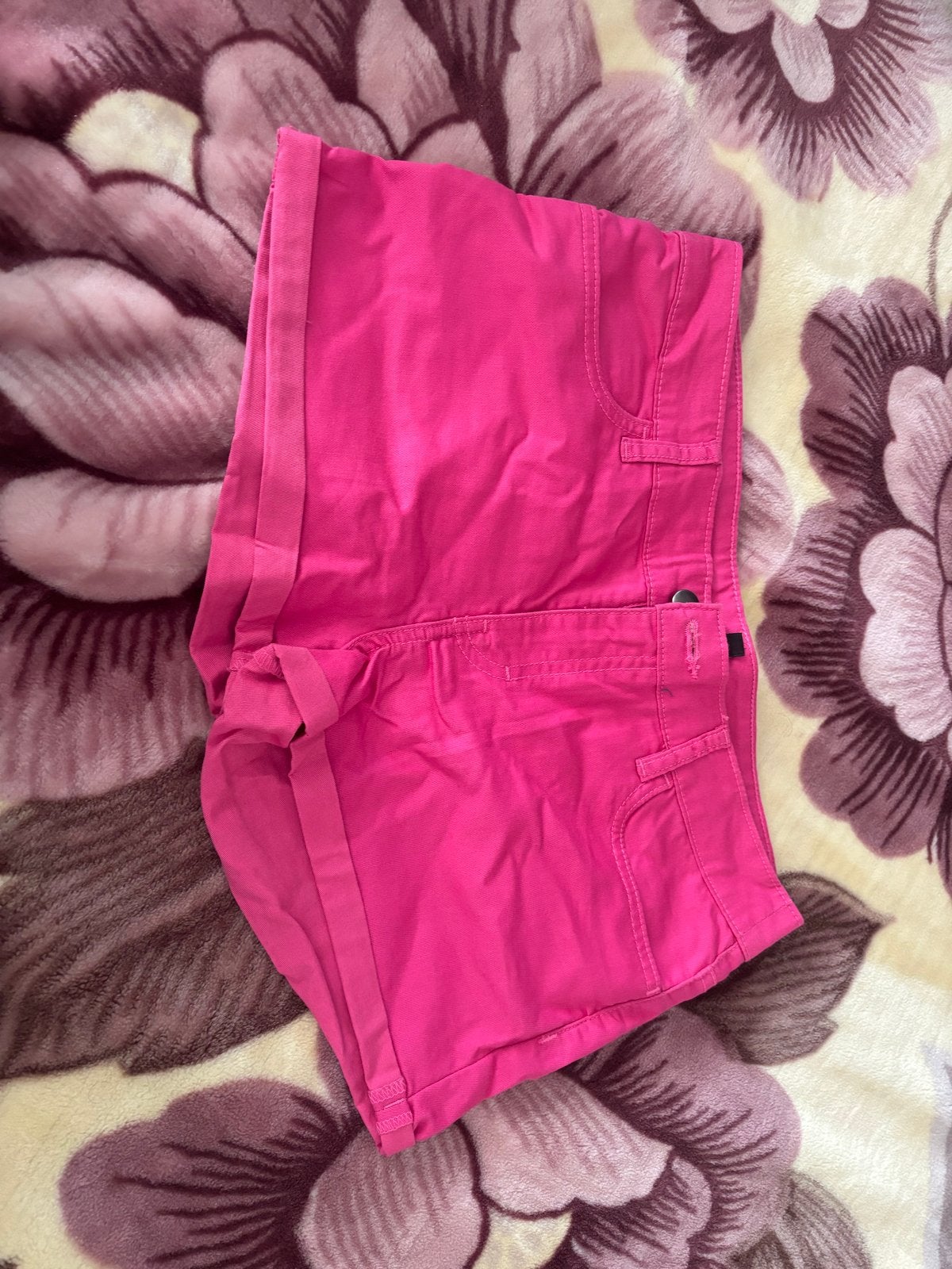 Roze korte broek H&M Divided - Ongedragen, Maat 38/40 (M), Kort, Nieuw, Ophalen of Verzenden