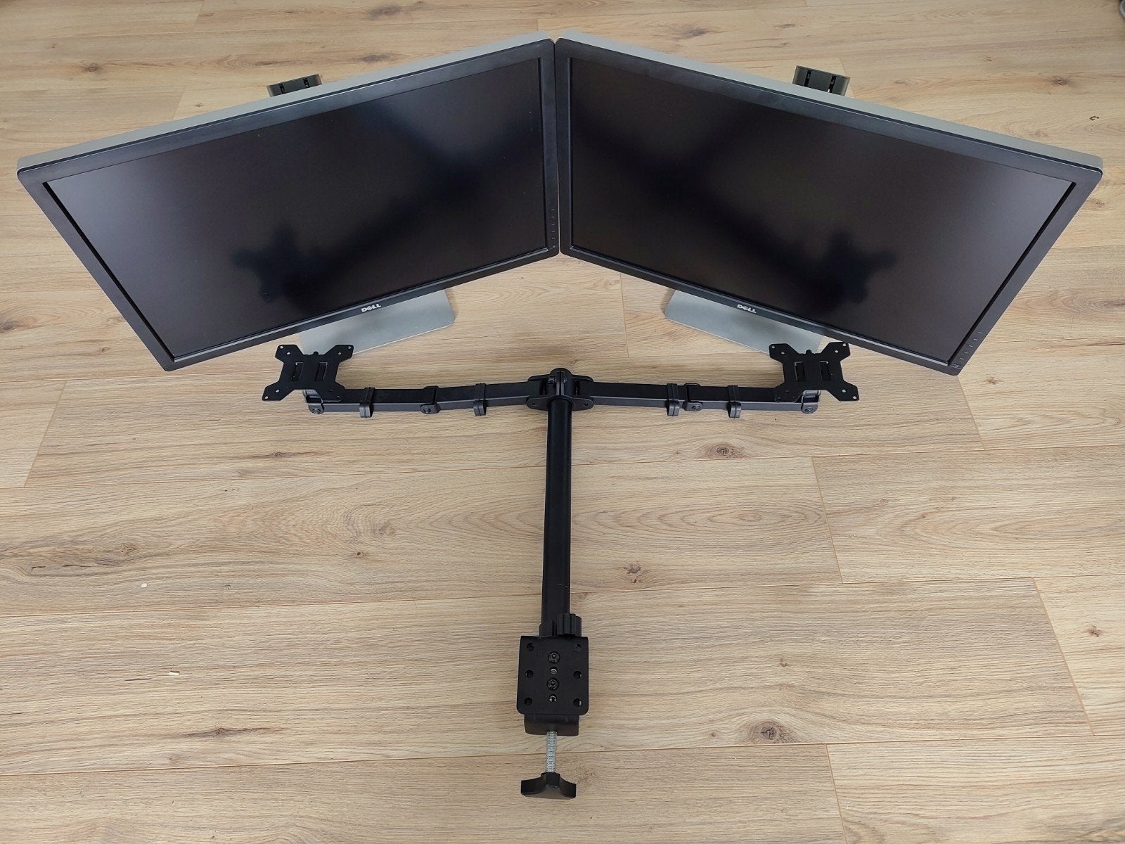 Dell U2713Hb Dubbele Monitor met Bureaudrager, Ophalen, Gebruikt, IPS, HDMI