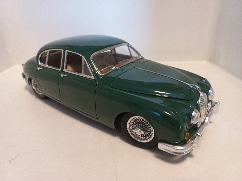 Jaguar Mark 2 1959 Maisto 1:18 modelauto 146, Hobby en Vrije tijd, Modelauto's | 1:18, Ophalen of Verzenden, Zo goed als nieuw
