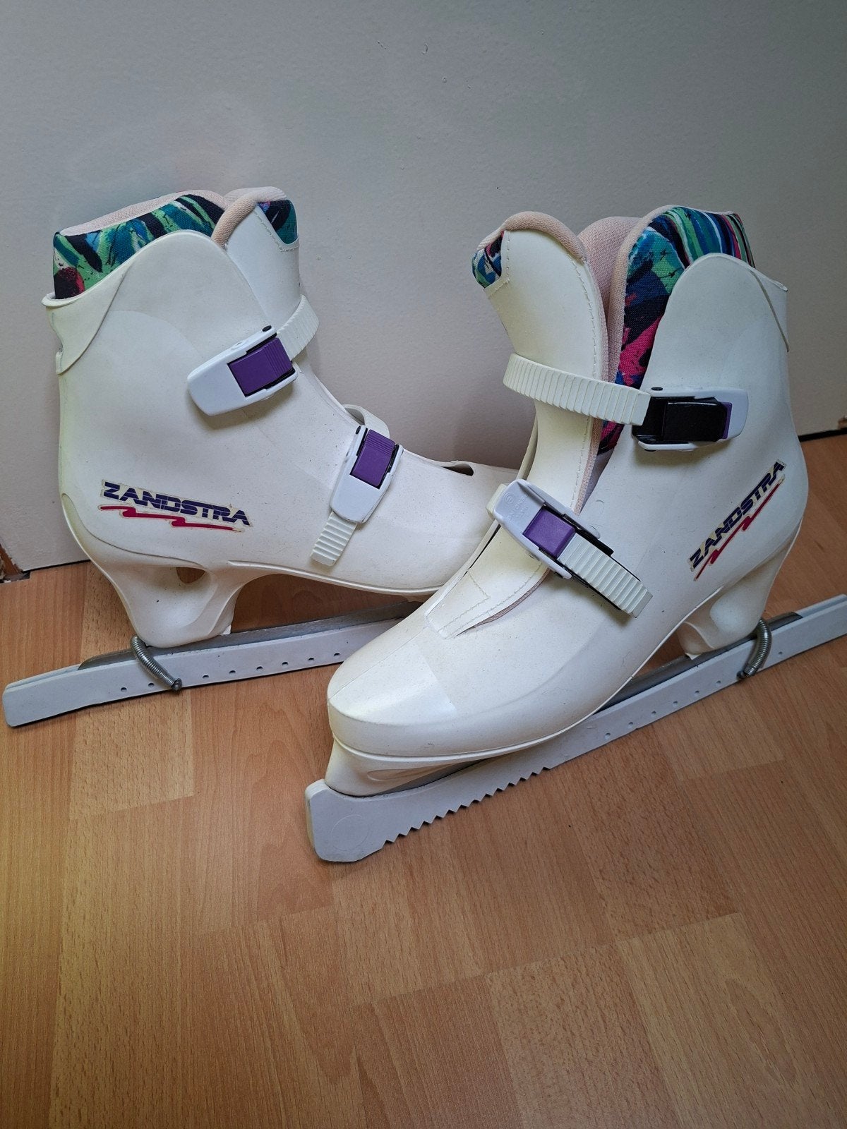 Zandstra Kunstschaatsen Maat 40 - Zo goed als nieuw, Sport en Fitness, Schaatsen, Ophalen, Zo goed als nieuw, Kunstschaatsen, Zandstra
