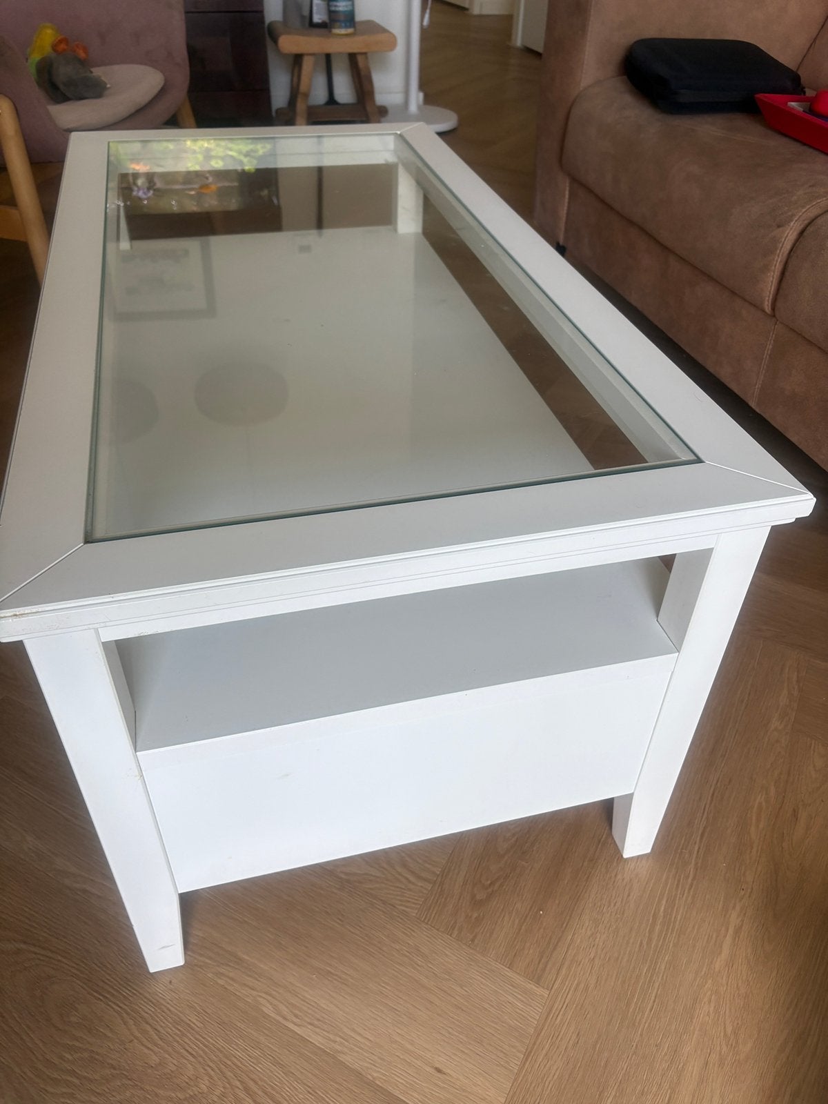 Gebruikte salontafel met glasplaat en lades, Ophalen, Gebruikt, 100 tot 150 cm, Glas
