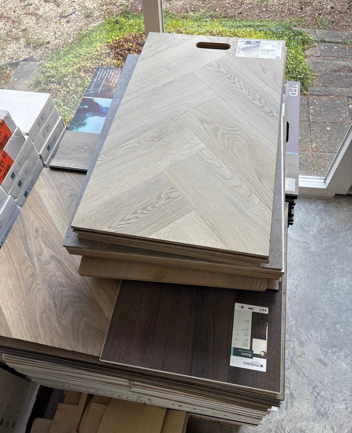 Gratis pvc en laminaat borden, Ophalen, 50 tot 150 cm, Zo goed als nieuw, 10 m² of meer
