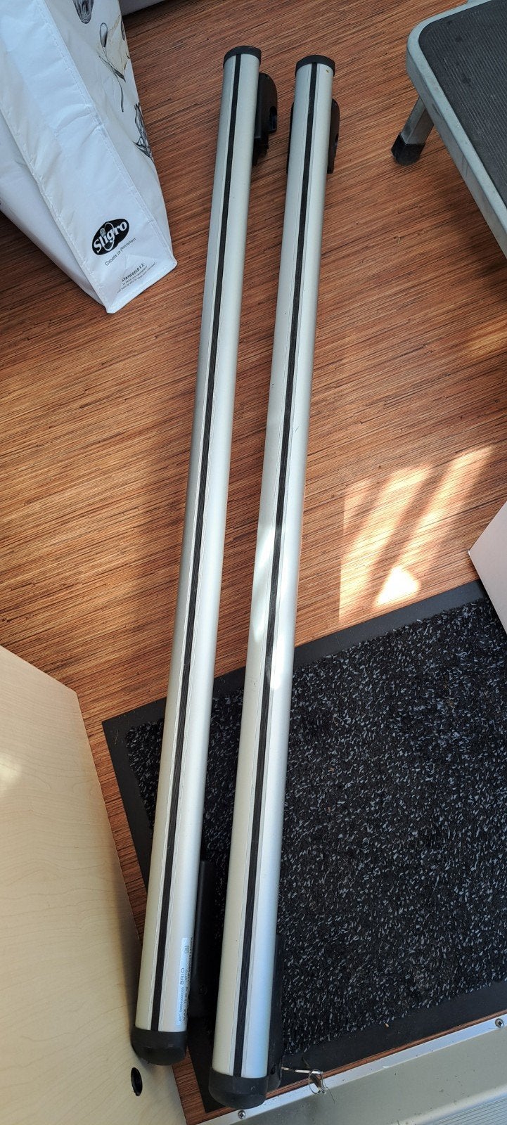 Brio 120cm dakdragers met slot en sleutels, Ophalen, Gebruikt