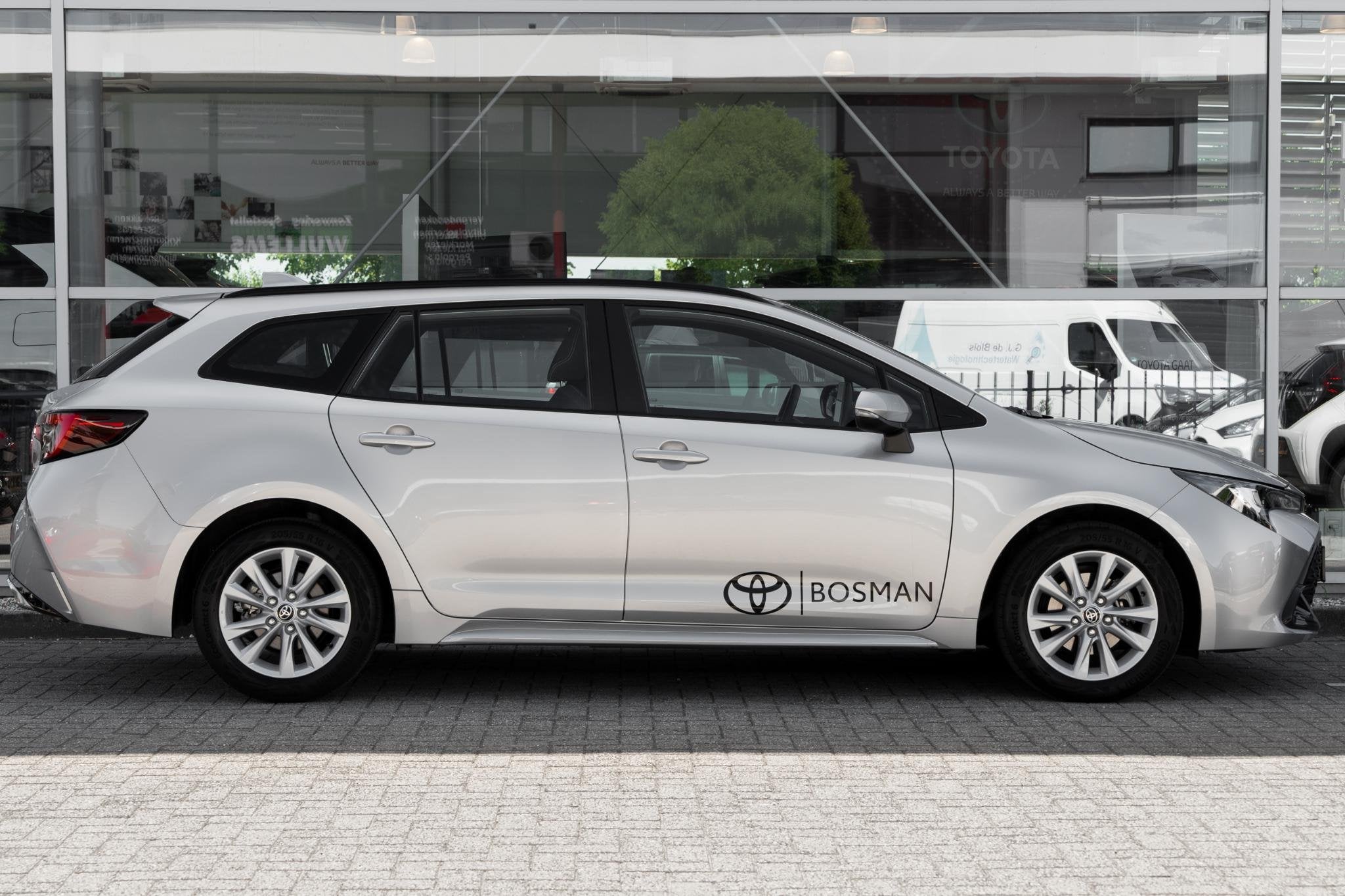 Toyota Corolla Touring Sports Hybrid 140 Active, Auto's, Gebruikt, 4 cilinders, Corolla, Origineel Nederlands