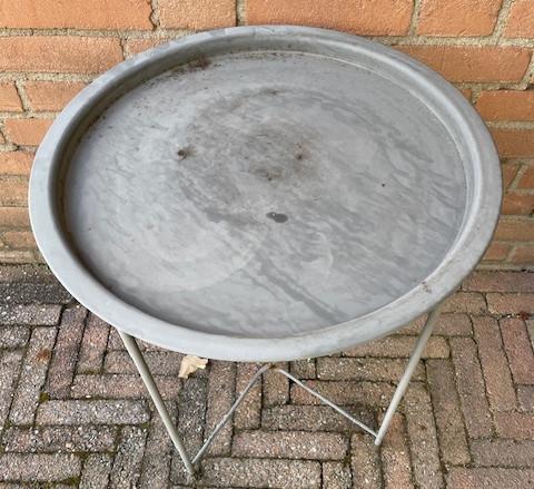 Metalen tafeltje 47x51cm, Ophalen, Gebruikt, Rond, Metaal