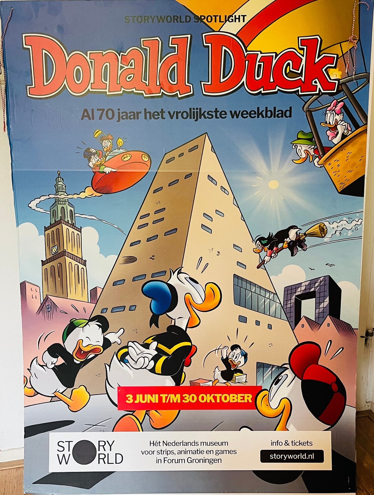 Poster van Donald Duck in Groningen, Ophalen, Zo goed als nieuw