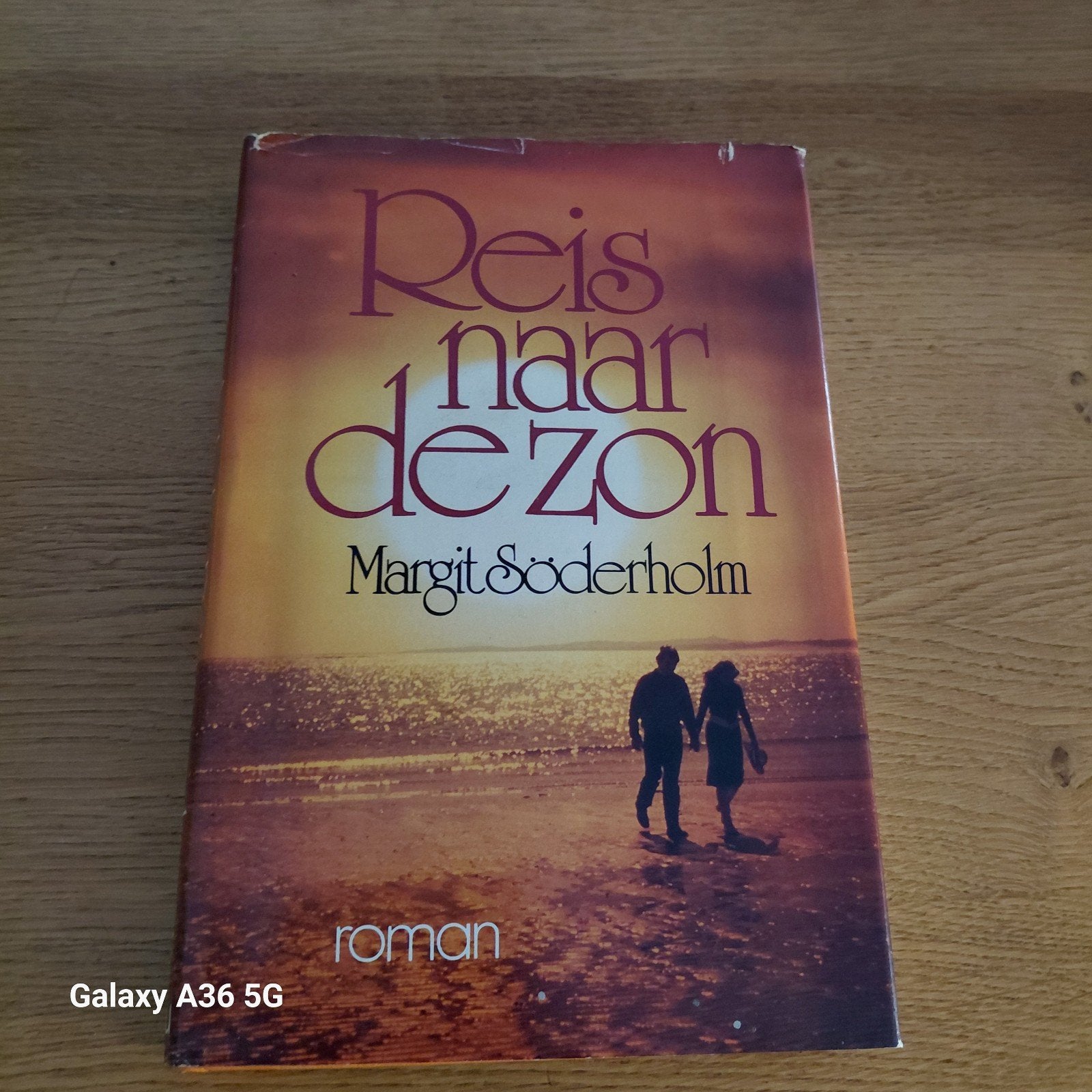 Reis naar de zon - Margit Söderholm (roman), Ophalen of Verzenden, Gelezen, Margit Söderholm, Europa overig