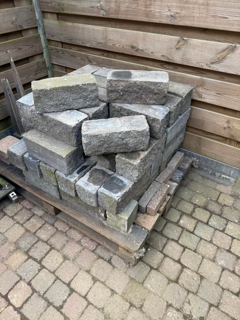 Stapelblokken om bijv. een mooie bloembak van te maken, Tuin en Terras, Ophalen, Gebruikt, Minder dan 25 cm, Border
