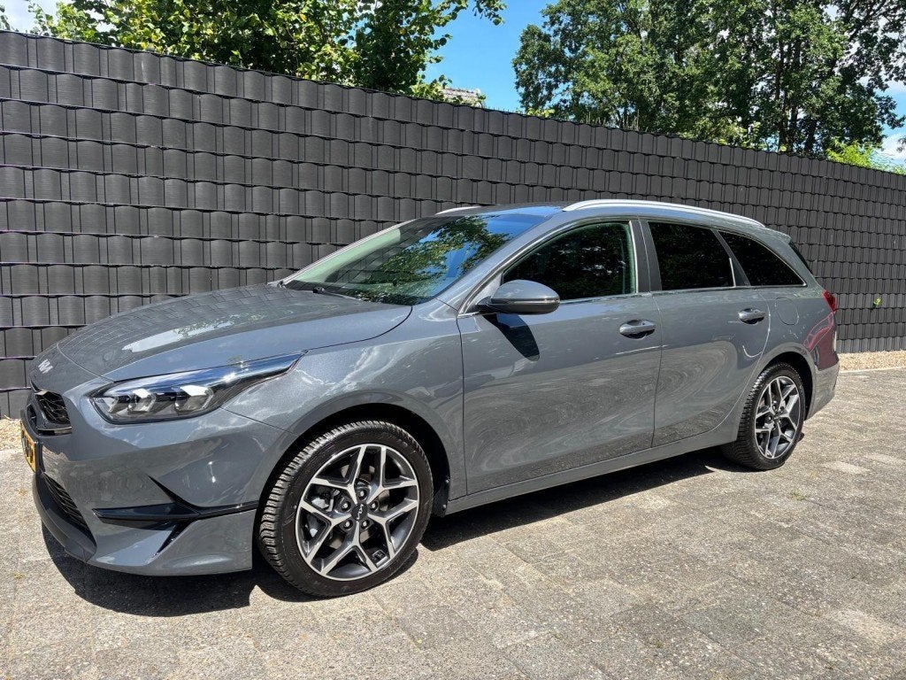 Kia CEED 1.5 T-GDI GT-LINE** DAB//CARPLAY//STOELVER**, Voorwielaandrijving, Gebruikt, Met garantie (alle), USB