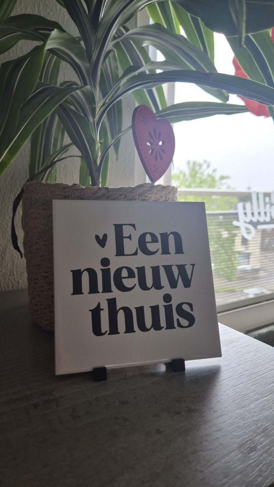Home ( tegels ), Inclusief standaard, 15 cm, Nieuw, 15 cm