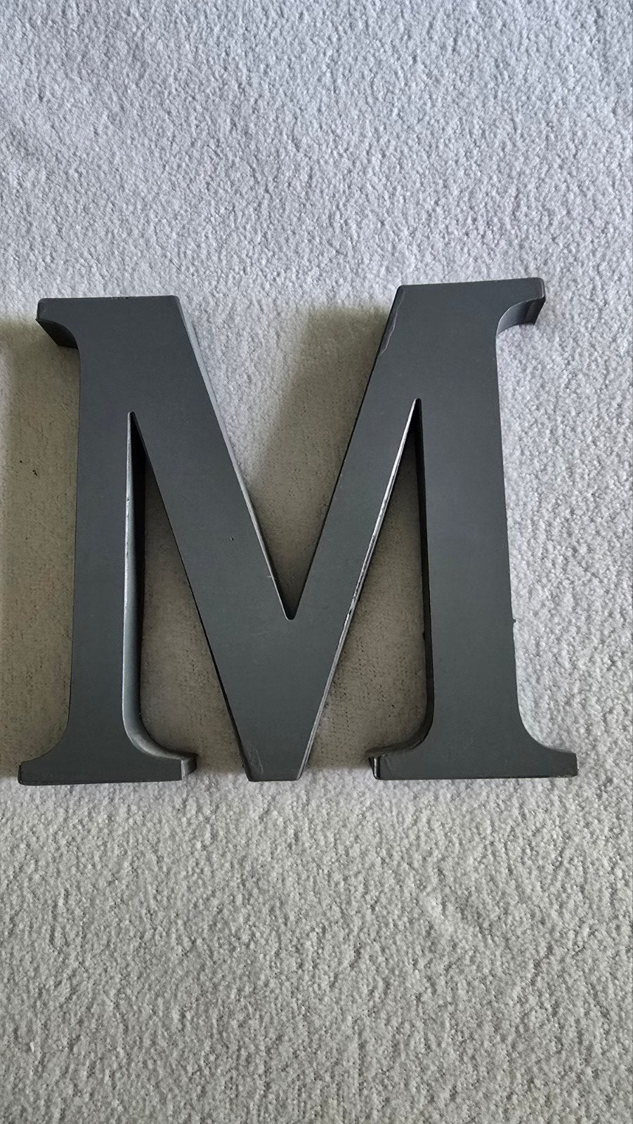 Zinken letter M, Grijs, Ophalen of Verzenden, Zo goed als nieuw, Wanddecoratie