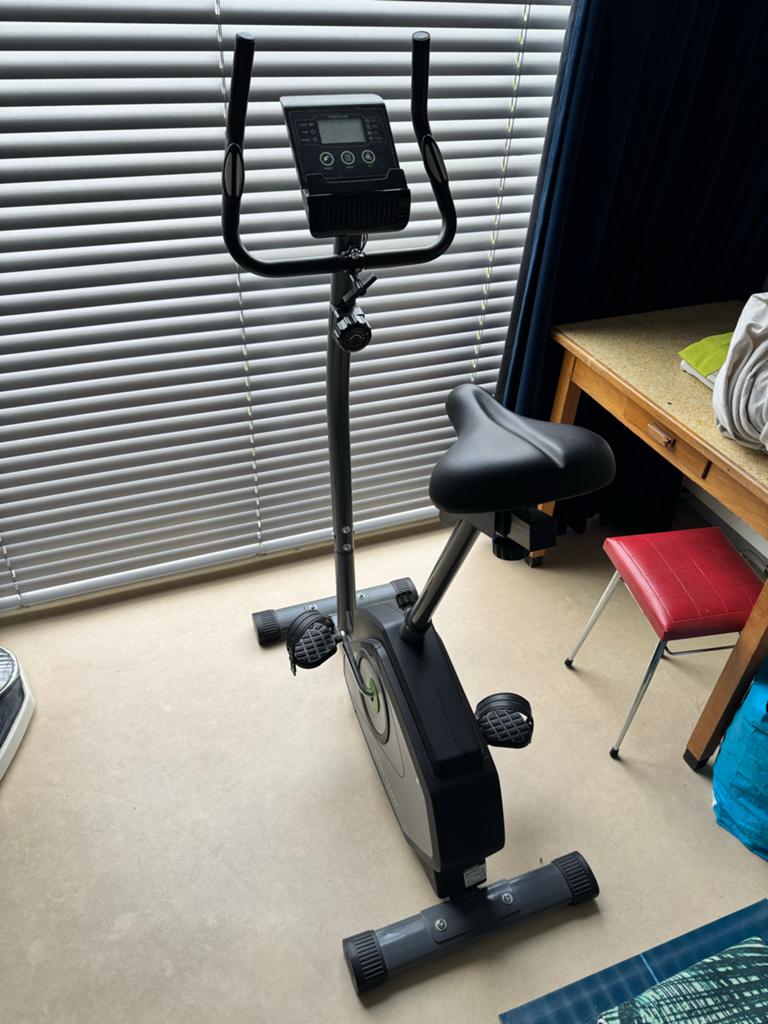 Gratis af te halen Tunturi Cardio Fit  Hometrainer, Sport en Fitness, Fitnessapparatuur, Ophalen, Gebruikt, Metaal, Benen