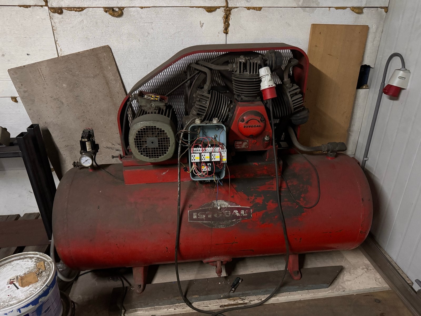 Istobal Compressor - Elektrisch gedeelte niet aangesloten, Ophalen, Gebruikt, 800 liter/min of meer, 10 bar of meer