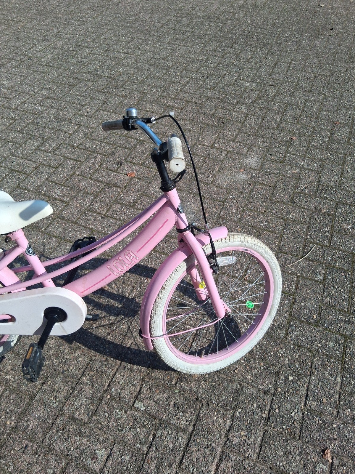 zeer mooie meisjes fiets 20 inch koopje, Ophalen, Zo goed als nieuw, Terugtraprem, 20 inch