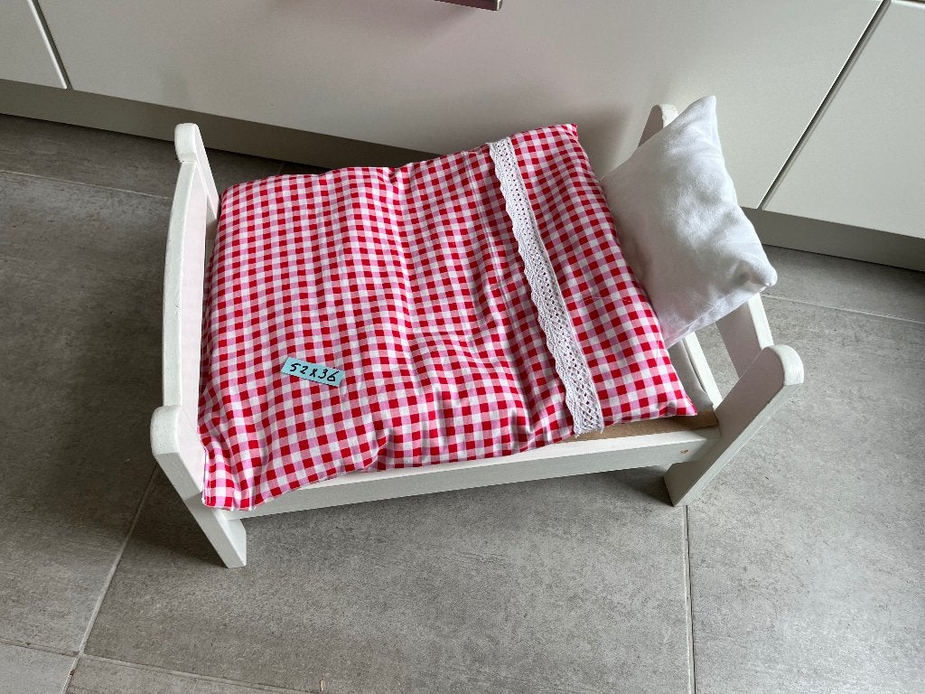 Lief poppenbedje incl nieuw beddengoed, Ophalen of Verzenden, Zo goed als nieuw, Babypop