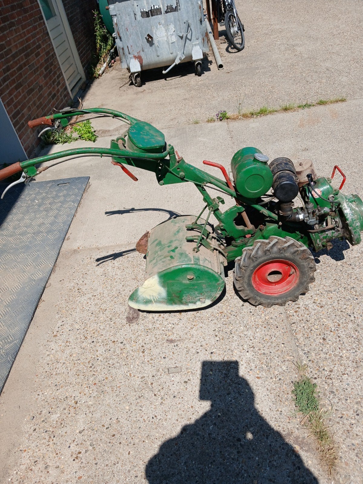 agria 1600 opknapper vonkt wel start niet carburateur proble, Ophalen of Verzenden, Gebruikt, 50 cm of meer
