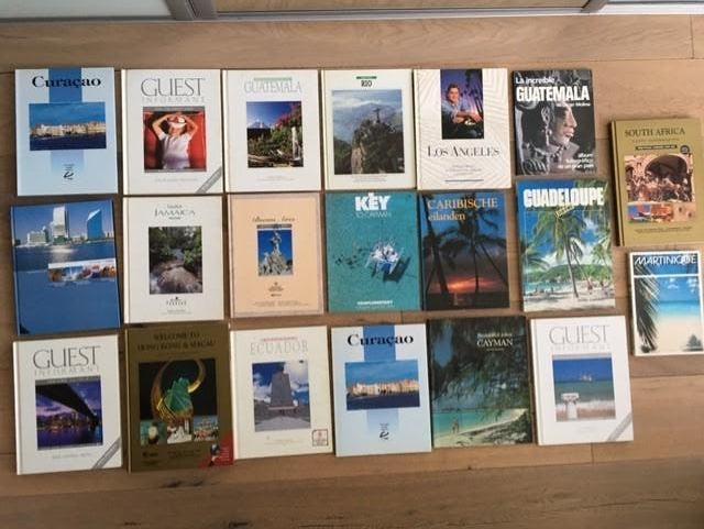 Hotel informatie boeken / reisgidsen vanaf jaren 90 , 20 stu, Boeken, Midden-Amerika, Zo goed als nieuw, Reisgids of -boek, Ophalen