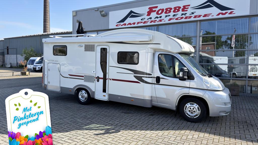 Enkele bedden|160PK Automaat De Adria Matrix 680SL 2011 90dk, Caravans en Kamperen, Automaat, Ringverwarming, Fiat, Bedrijf