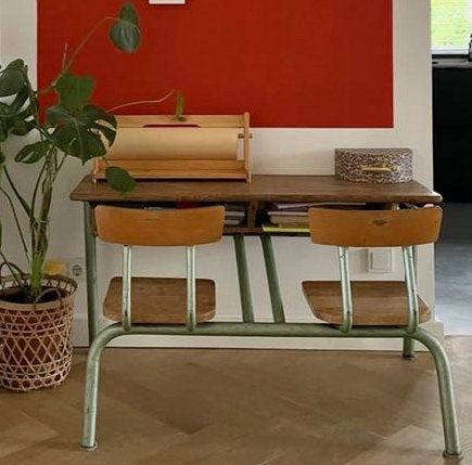Vintage Frans schoolbureau met twee stoeltjes, Ophalen