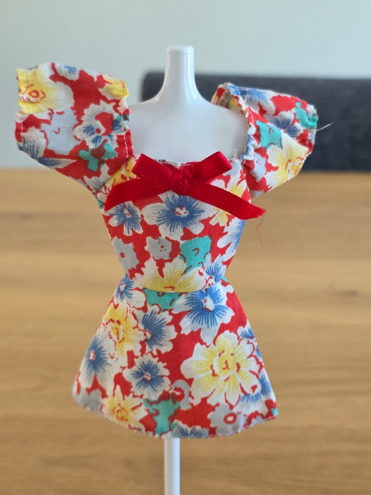 Jurkje voor Barbie, Ophalen of Verzenden, Gebruikt, Kleertjes