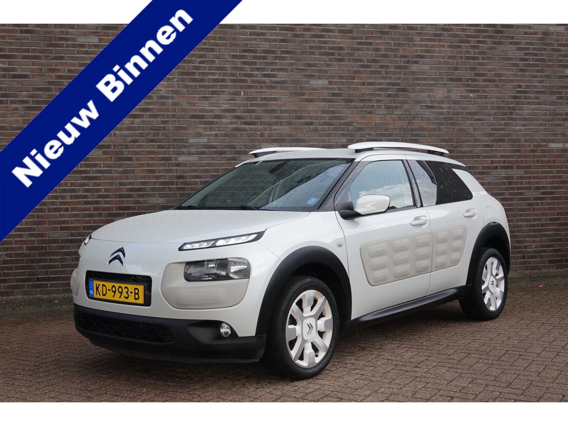 Citroën C4 Cactus 1.2 PureTech Navigatie, camera, PDC, crui, Voorwielaandrijving, Gebruikt, 1199 cc, 82 pk