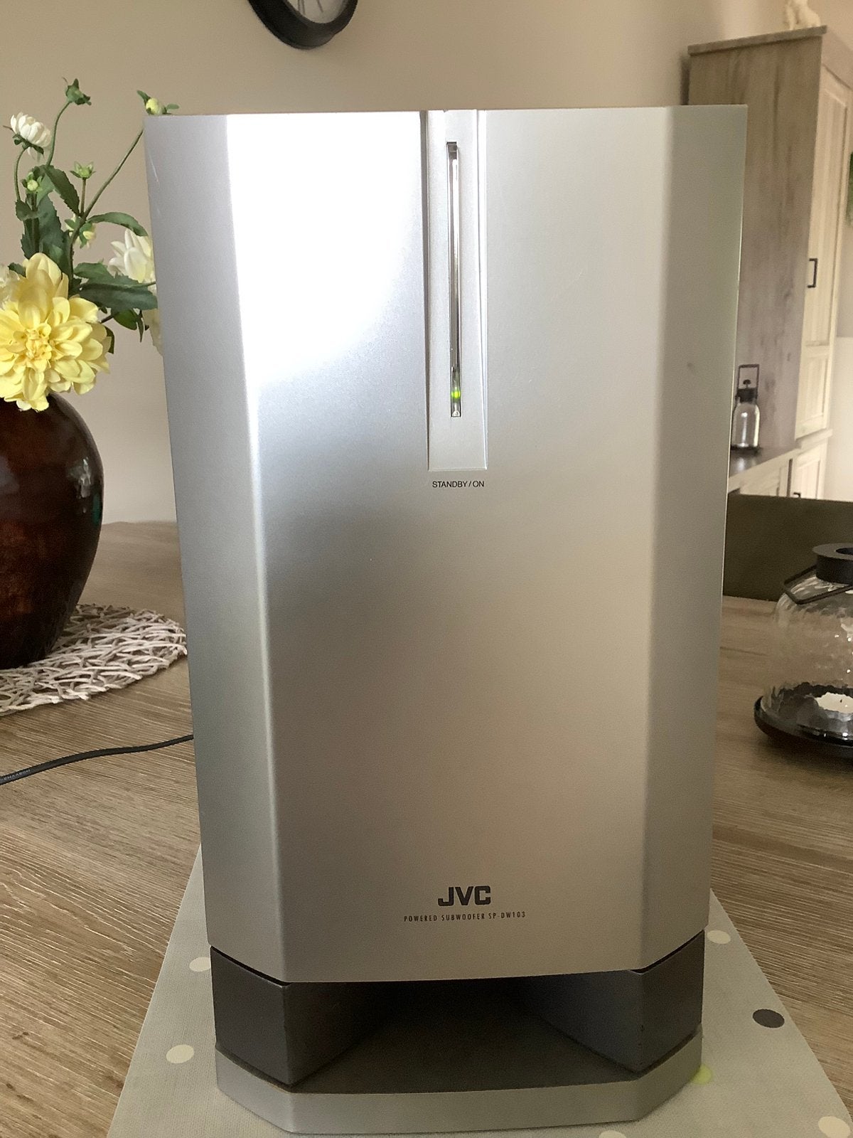 JVC SP-DW103 Subwoofer, Ophalen of Verzenden, Zo goed als nieuw, Subwoofer, JVC