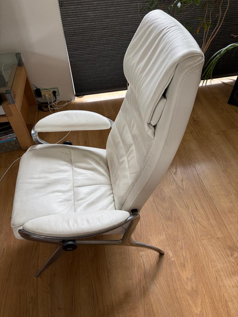 Stressless lekkere stoel met wit leer, Ophalen, Leer