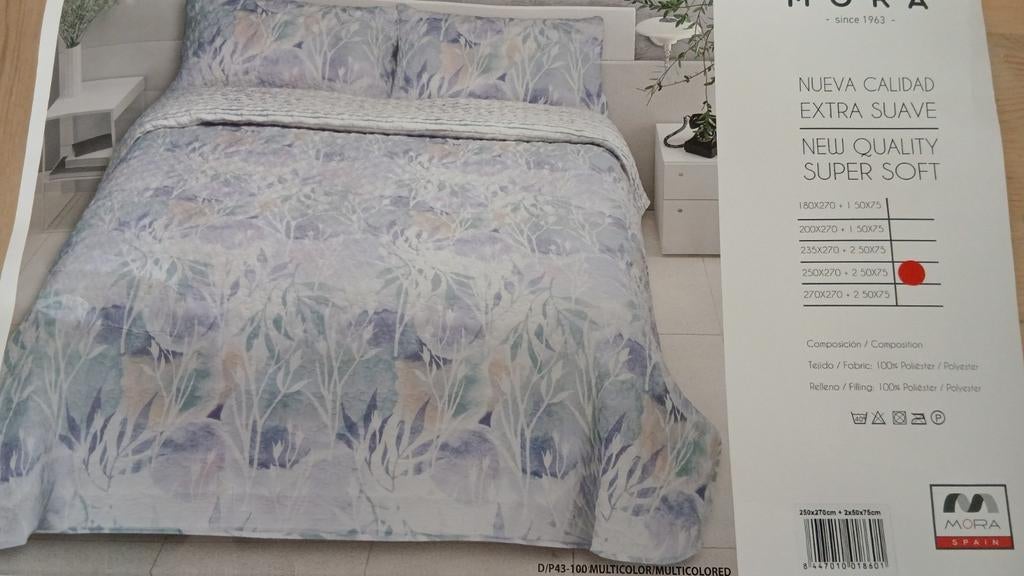 Sprei tweezijdig nieuw met twee sierkussenslopen, Overige kleuren, Overige maten, Overige typen, Nieuw