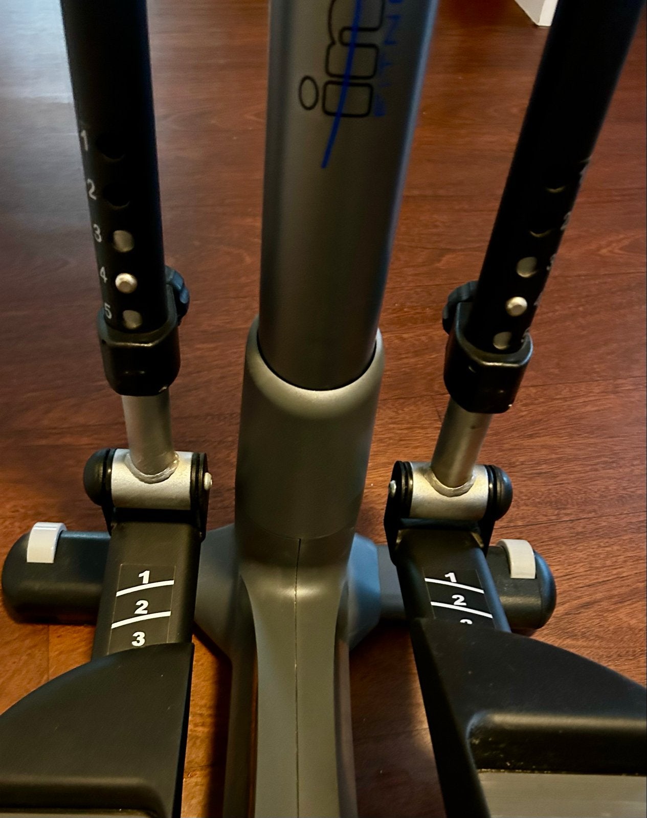 Infinity VG50 Elliptical Crosstrainer - Z.G.A.N., Sport en Fitness, Ophalen, Armen, Zo goed als nieuw, Crosstrainer