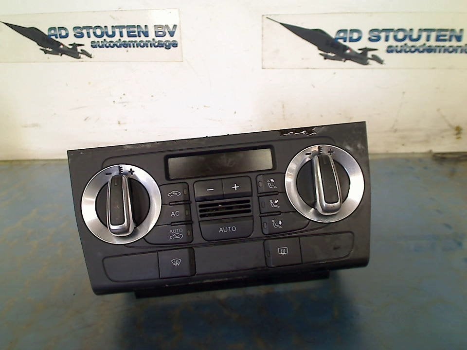 Bedieningspaneel Climate Control Audi A3 (8P1) a2c53301899, Gebruikt, Auto-Union-Straße  1, Ingolstadt 85057, , Duitsland, Info@audi.de