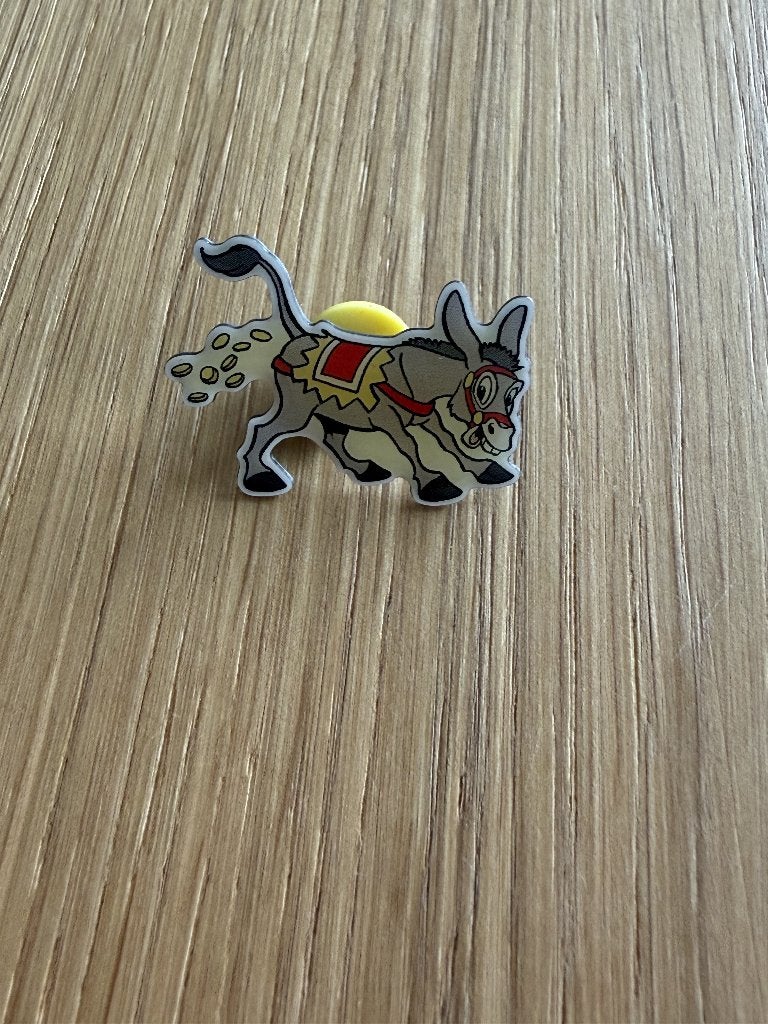 Efteling pin van Ezeltje Strekje EPP6, Verzamelen, Ophalen of Verzenden, Gebruikt, Button of Speldje