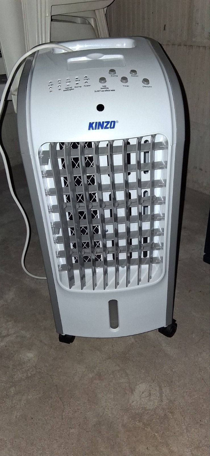 Kinzo verrijdbare ventilator.