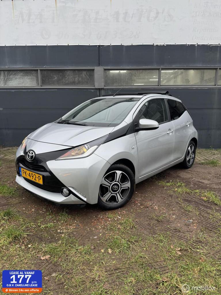 Toyota Aygo 1.0 VVT-i Automaat|Vouwdak|NAP, Gebruikt, 4 stoelen, 3 cilinders, Aygo