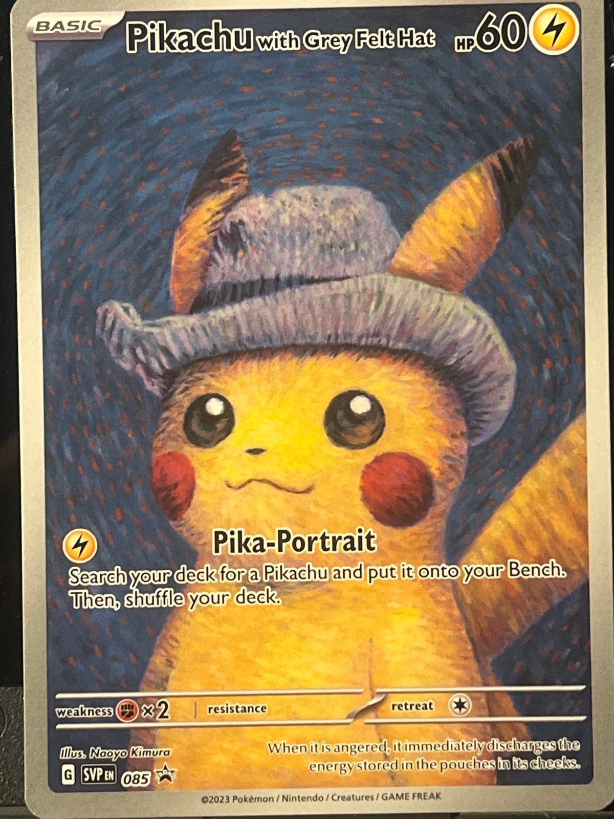 Pikachu met Grijze Vilten Hoed Pokémon Kaart (SVP EN 085), Ophalen of Verzenden, Zo goed als nieuw, Losse kaart
