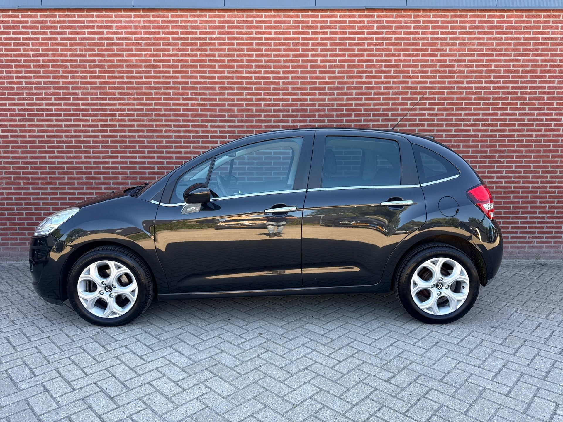 Citroen C3 1.4 VTi Selection / Nap / Airco / Cruise / Multim, Auto's, Voorwielaandrijving, Euro 5, Emergency brake assist, Zwart