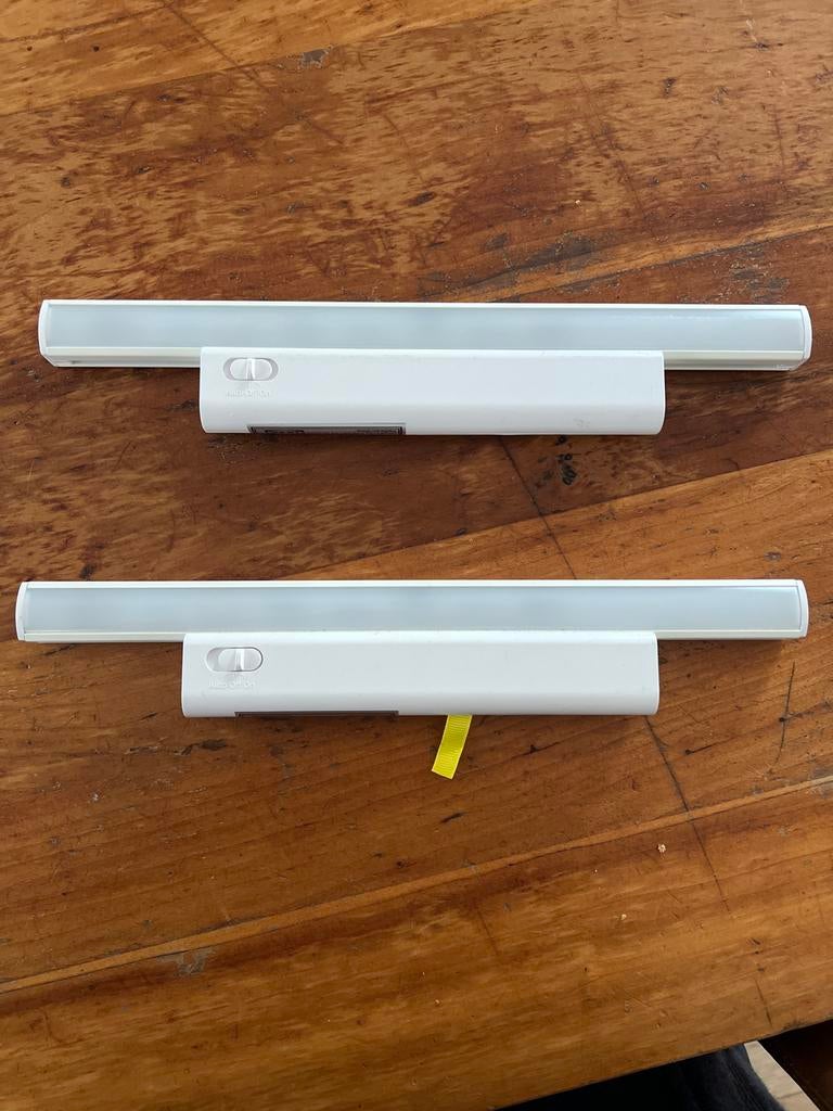 IKEA STÖTTA LED-kastverlichting met sensor (2 stuks), Huis en Inrichting, Lampen | Overige, Ophalen of Verzenden, Zo goed als nieuw