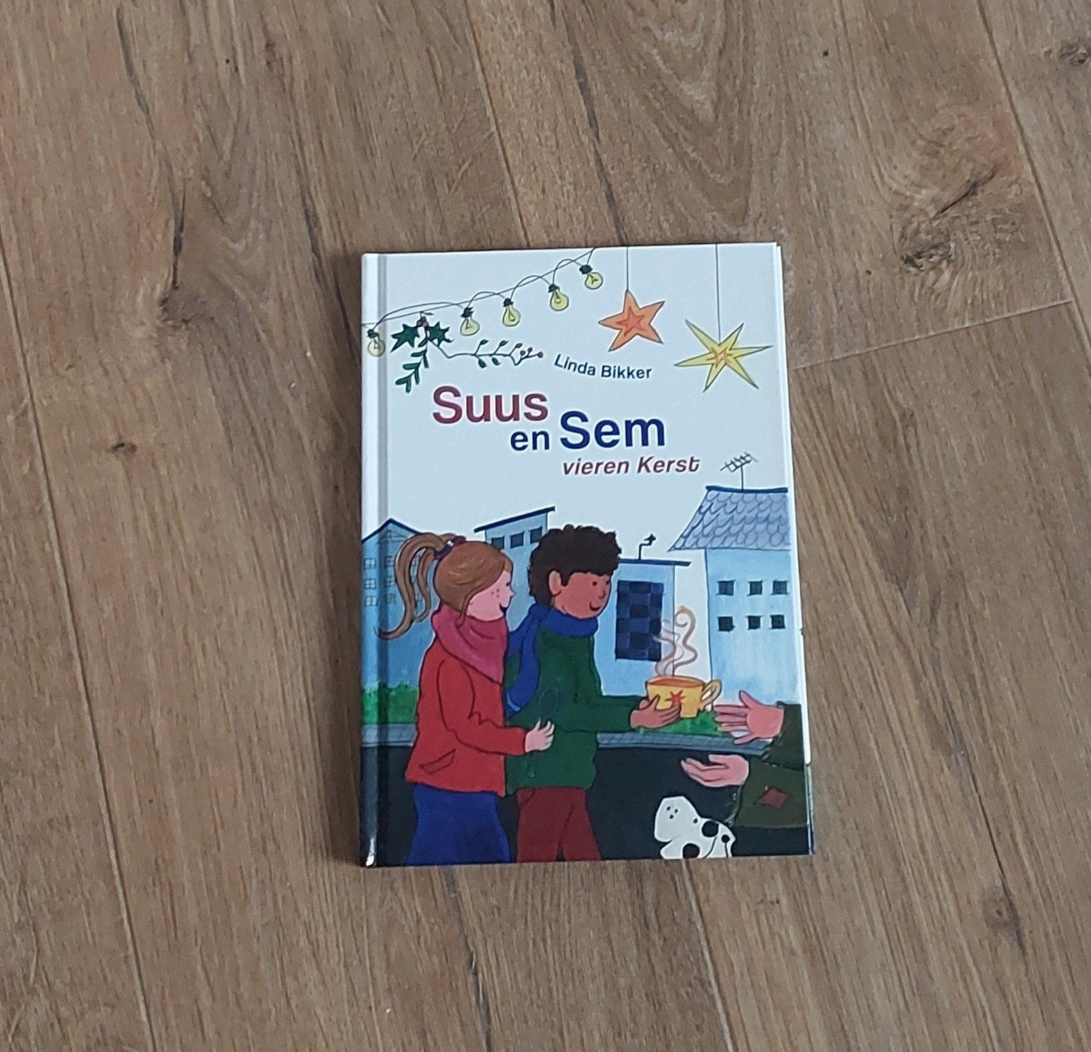 Suus en Sam vieren kerst, Boeken, Ophalen of Verzenden, Zo goed als nieuw, Honden