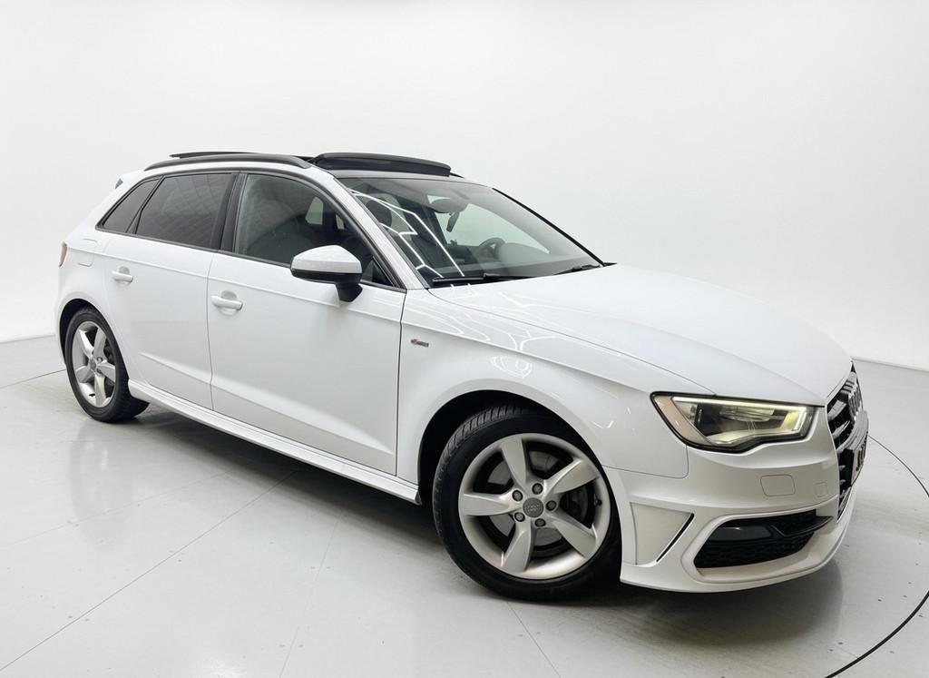 Audi A3 Sportback 1.8 TFSI 2x S LINE PANO LEER B&O NAVI, Auto's, Audi, Euro 5, Gebruikt, Zwart, 4 cilinders