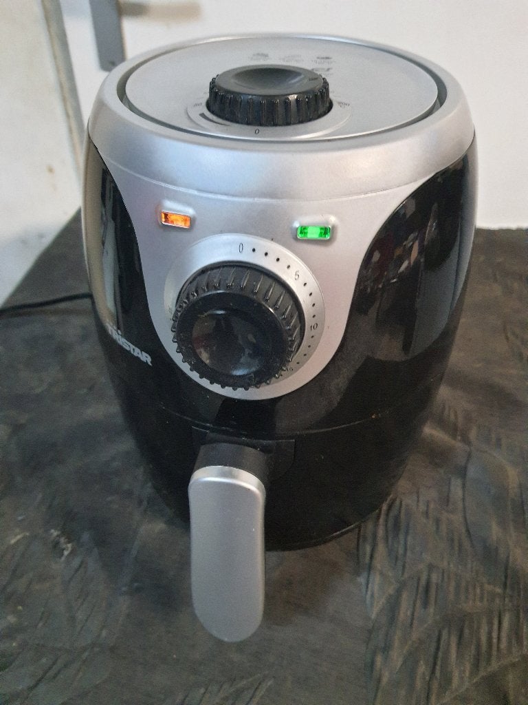 Nette Staat Tristar mini Air fryer werkt uitstekend, Ophalen, Zo goed als nieuw, Airfryer, Minder dan 750 gram