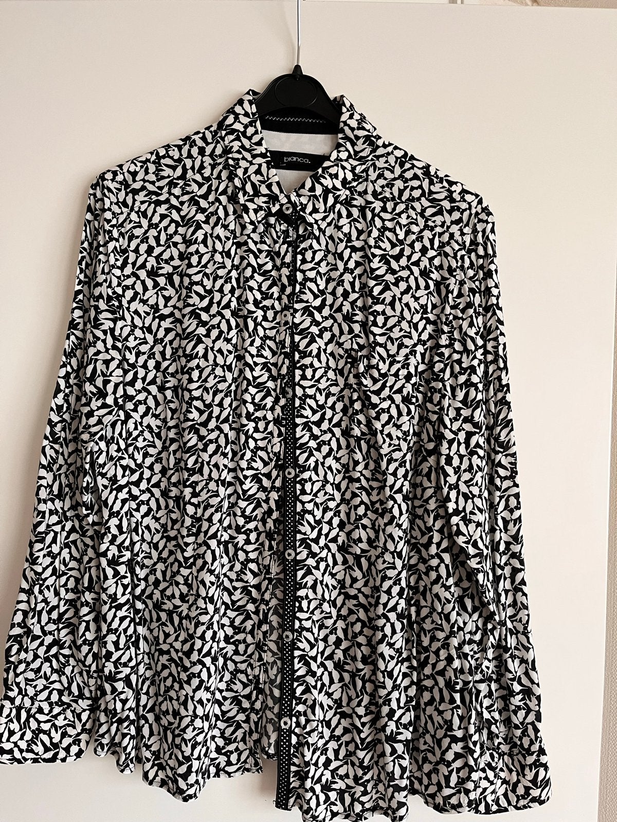 Bianca Blouse Zwart-Wit Patroon Maat 44, Ophalen of Verzenden, Gedragen, Maat 42/44 (L), Zwart