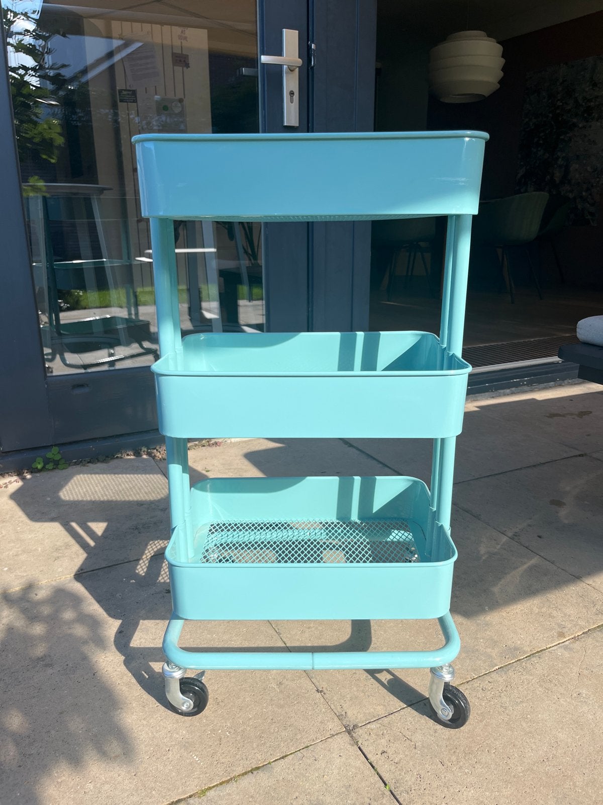 Turquoise metalen trolley met 3 niveaus, Ophalen, Zo goed als nieuw, Blauw, Metaal