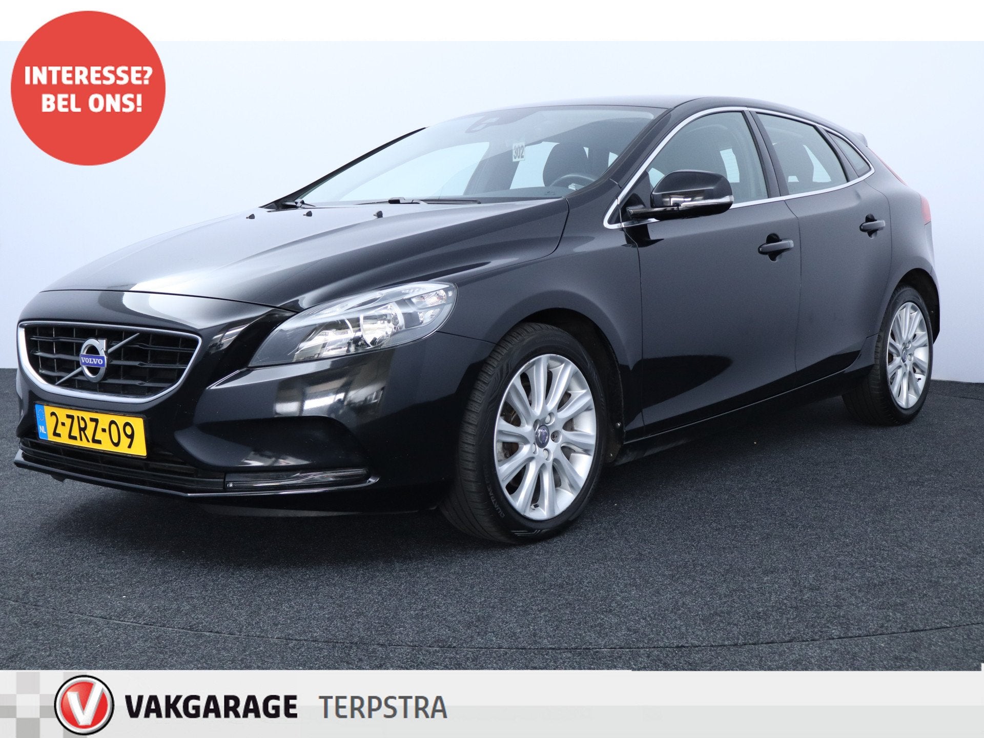 Volvo V40 1.6 T4 Momentum/ AUTOMAAT!/ 17'' LMV/ Half-Leder/, Gebruikt, Zwart, 4 cilinders, 179 pk