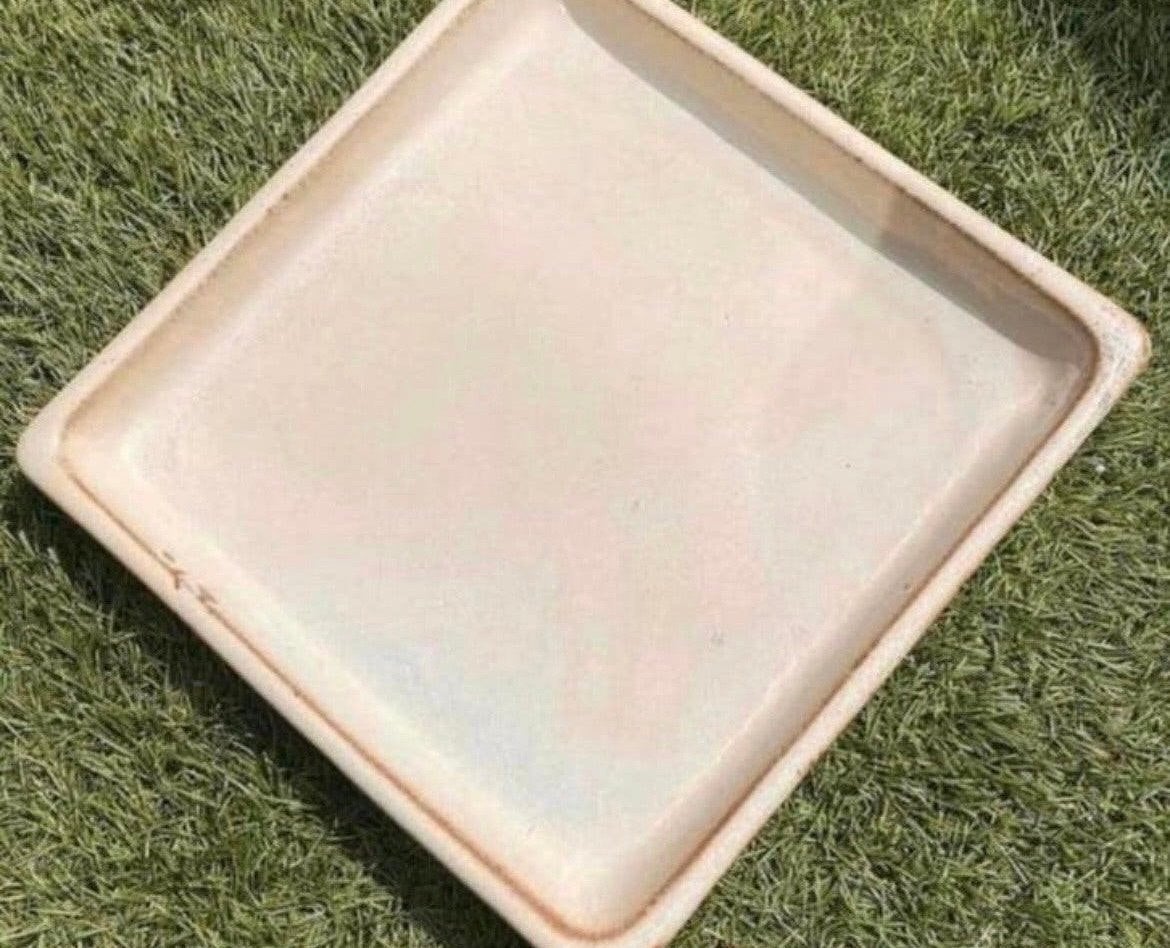 Vierkante beige schaal  (zwaar!), Ophalen