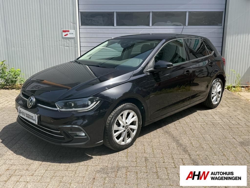Volkswagen Polo/1.0 TSI /110pk 7-DSG / IQ*LIGHT/ STOELVERWA., Stof, Zwart, Lichtsensor, Zwart