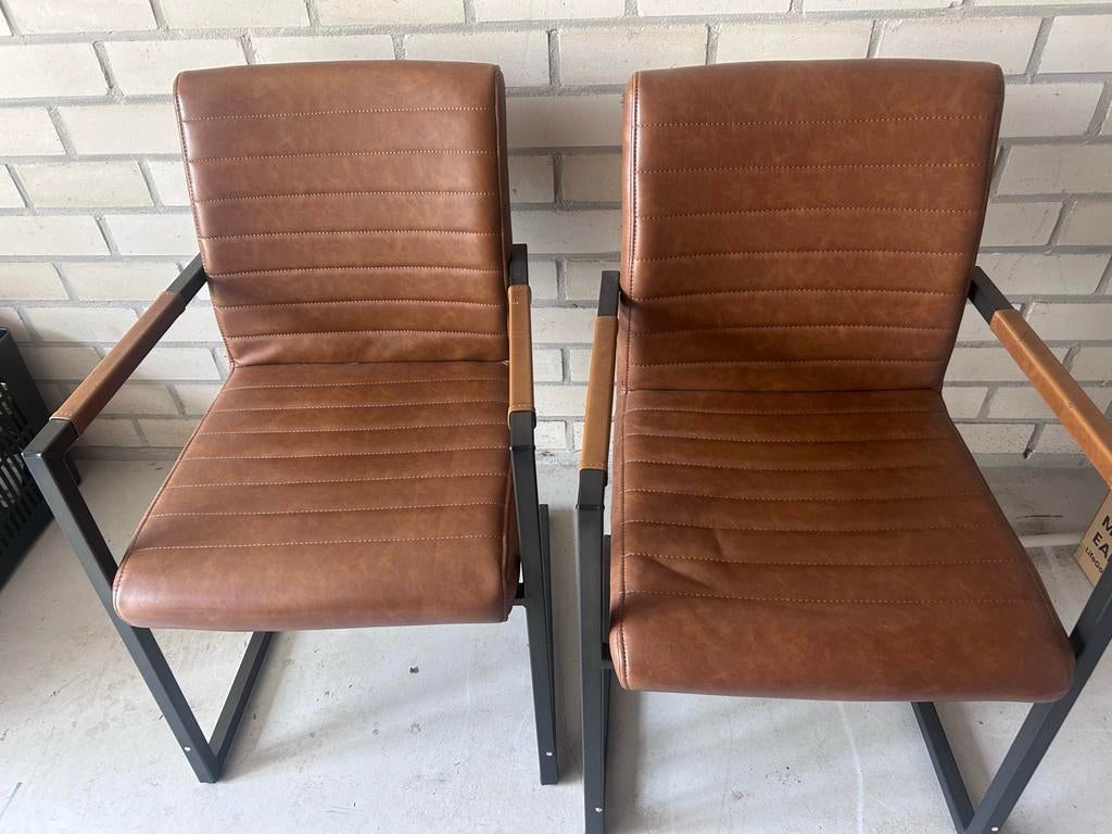 Set van 2 industriële eetkamerstoelen, Huis en Inrichting, Stoelen, Ophalen, Twee, Bruin, Zo goed als nieuw