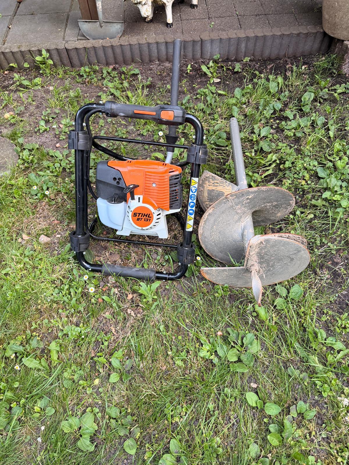 Stihl grondboor bt 131, Ophalen of Verzenden, Zo goed als nieuw