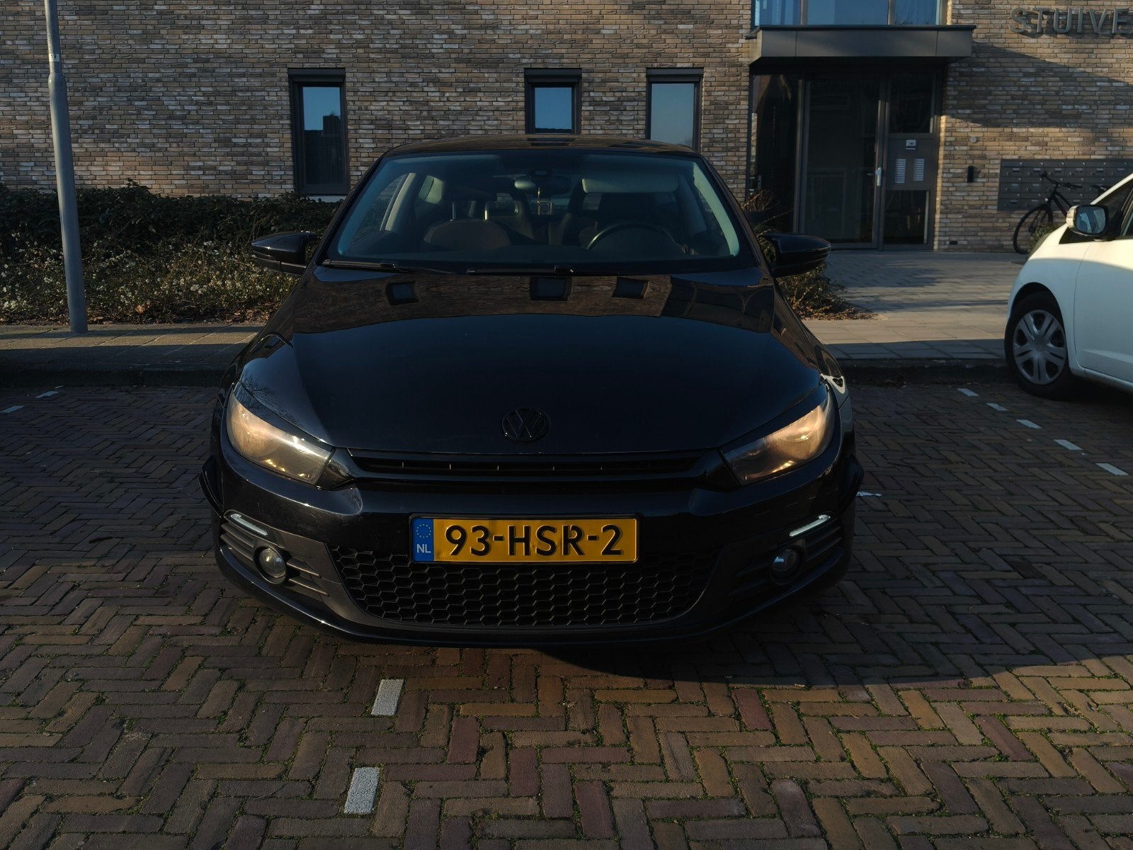 Volkswagen Scirocco 1.4 TSI 2009 194000 NAP!!!, Auto's, Volkswagen, Voorwielaandrijving, 15 km/l, 4 cilinders, Zwart