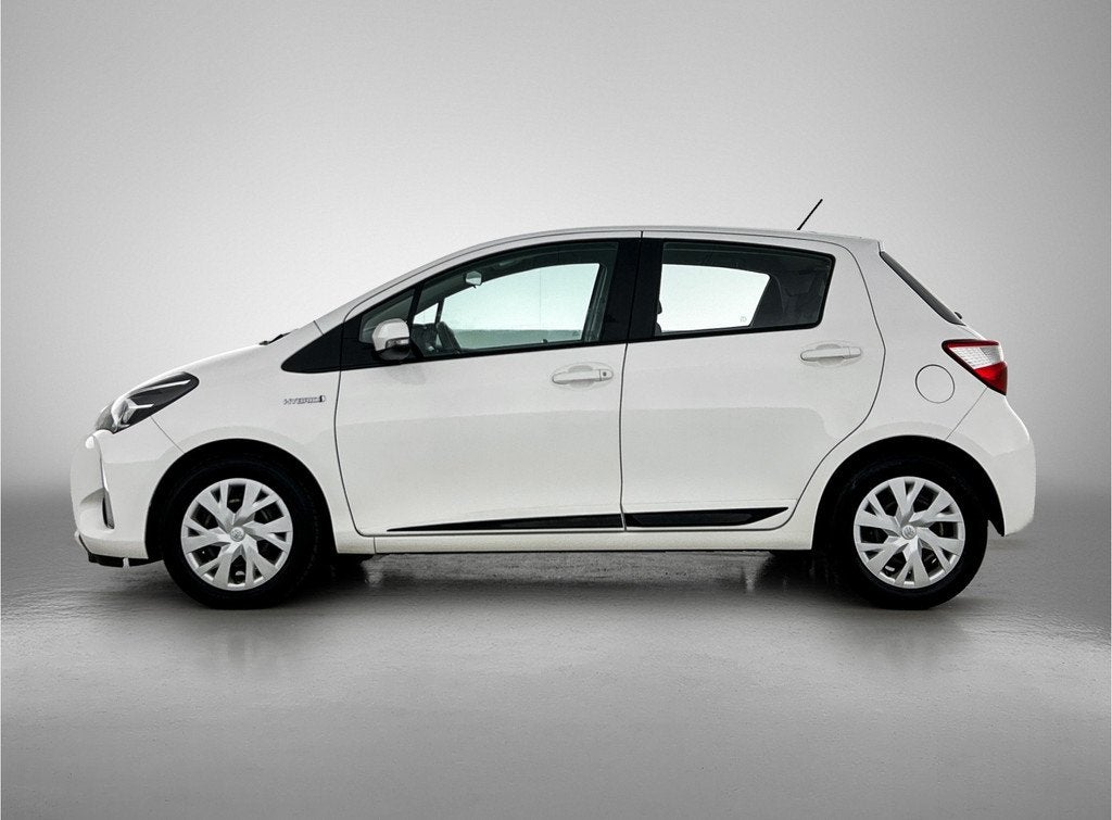 Toyota Yaris 1.5 Hybrid Active | Airco | Achteruitrijcamera, 12 maanden, Gebruikt, 4 cilinders, Automatische klimaatregeling